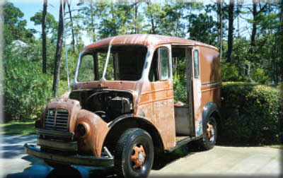 George's 1951 DIVCO Milk Truck before the restoration (2000)